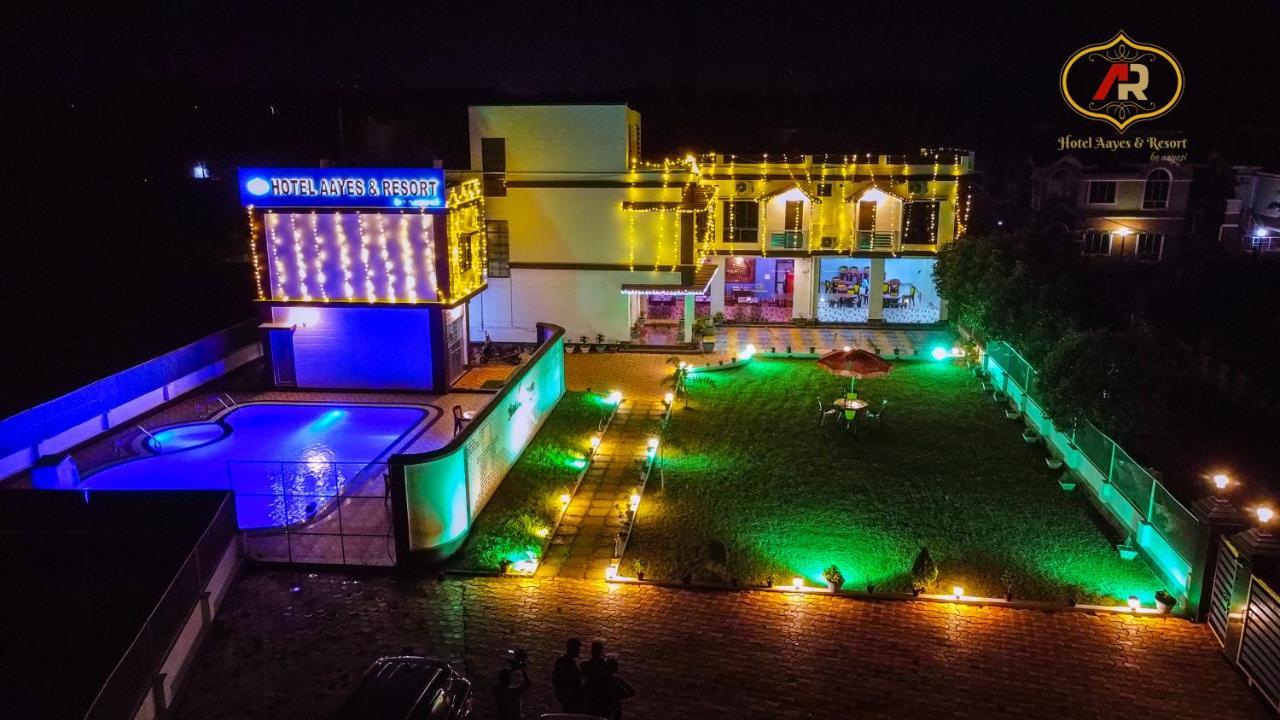 Hotel Aayes And Resort Shānti Niketan Kültér fotó