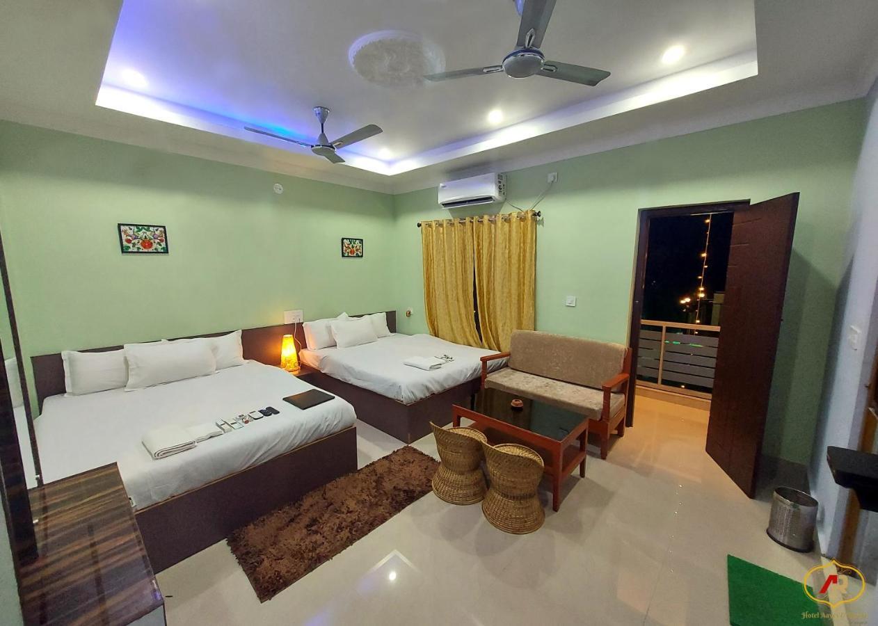 Hotel Aayes And Resort Shānti Niketan Kültér fotó