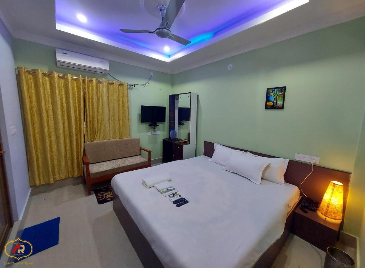 Hotel Aayes And Resort Shānti Niketan Kültér fotó
