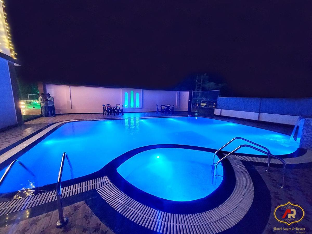 Hotel Aayes And Resort Shānti Niketan Kültér fotó